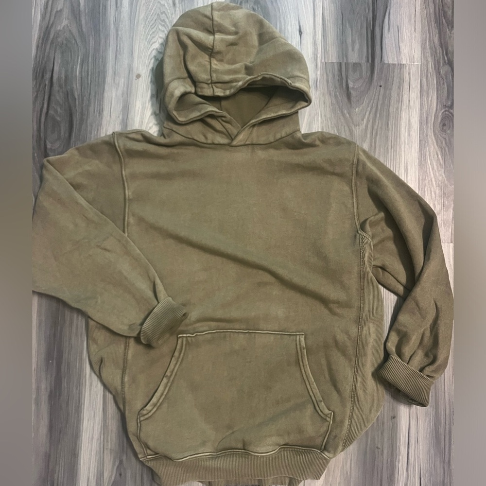Army green aerie hoodie